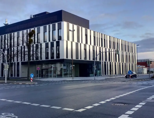 Hochschule – Fassadensystem mit Aluminiumverbundplatten